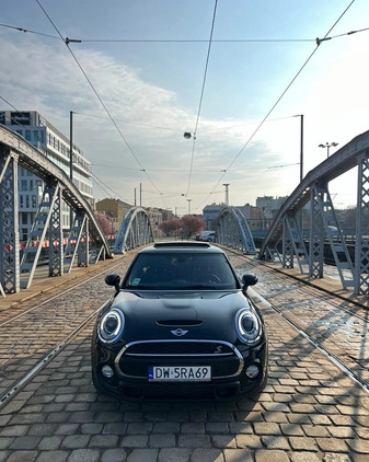 MINI Cooper S cena 69900 przebieg: 74000, rok produkcji 2017 z Wrocław małe 211